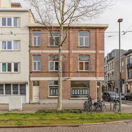 Surprimo - Gerenoveerd Appartement Anversa Esterno foto